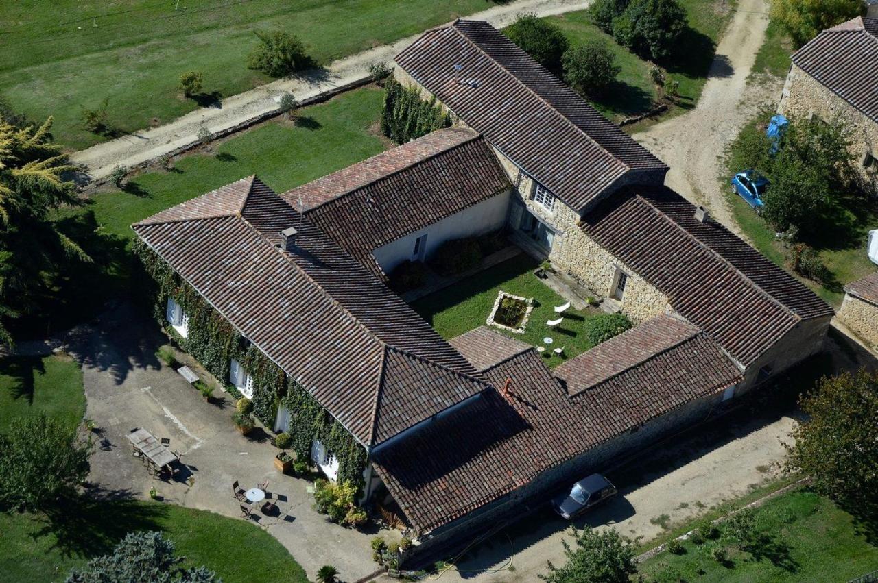 Le Chateau De Roquebere Condom Exteriör bild